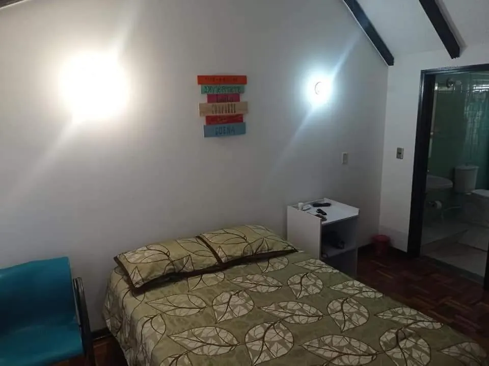 Guest house Hotel Chimenea Calle 100 Bogota Colombia